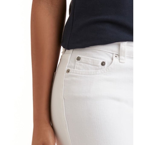 VINEYARD VINES STRETCHY WHITE SKINNY JEANS - Picture 2 of 8